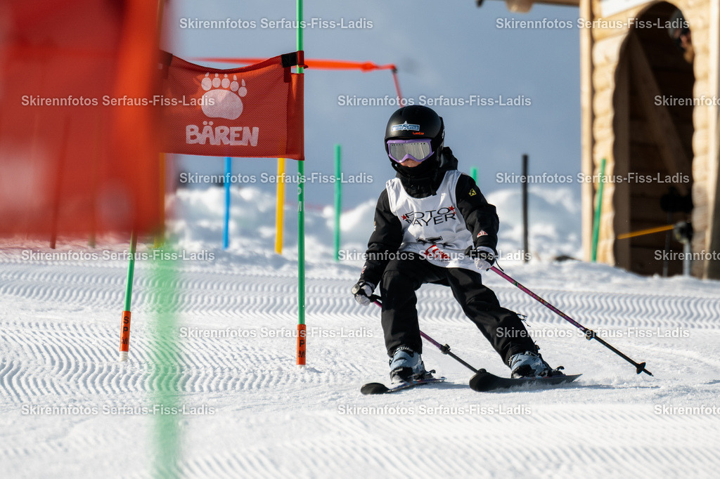 SRS_12.12.2025_0070 | SRS_12.12.2025_0070 - Realisiert mit Pictrs.com