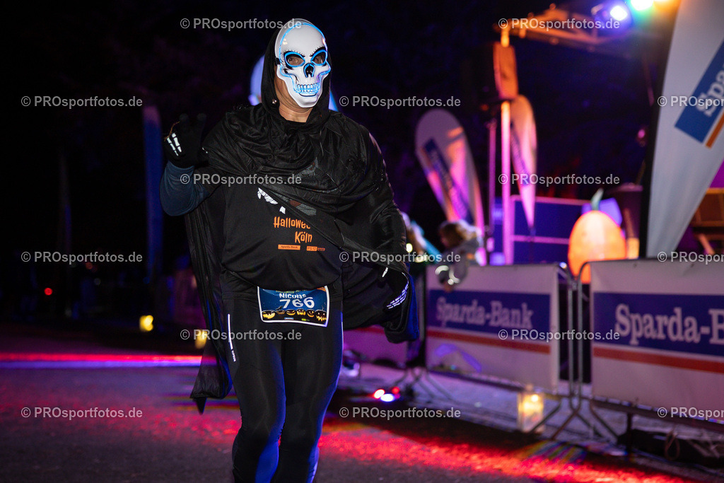 Halloween Run 2025 in Koeln, 31.10.2025 | Impressionen vom Halloween Run 2025 am 31.10.2025 in Koeln (Forstbotanischer Garten Rodenkirchen). Foto: Axel Kohring/Beautiful Sports