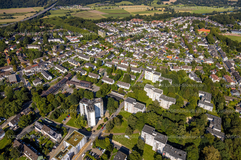 Hattingen240809823 | Luftbild, Wohngebiet Wohnsiedlung Ortsteil Welper mit Hochhäusern und Erik-Nölting-Grundschule, Welper, Hattingen, Ruhrgebiet, Nordrhein-Westfalen, Deutschland