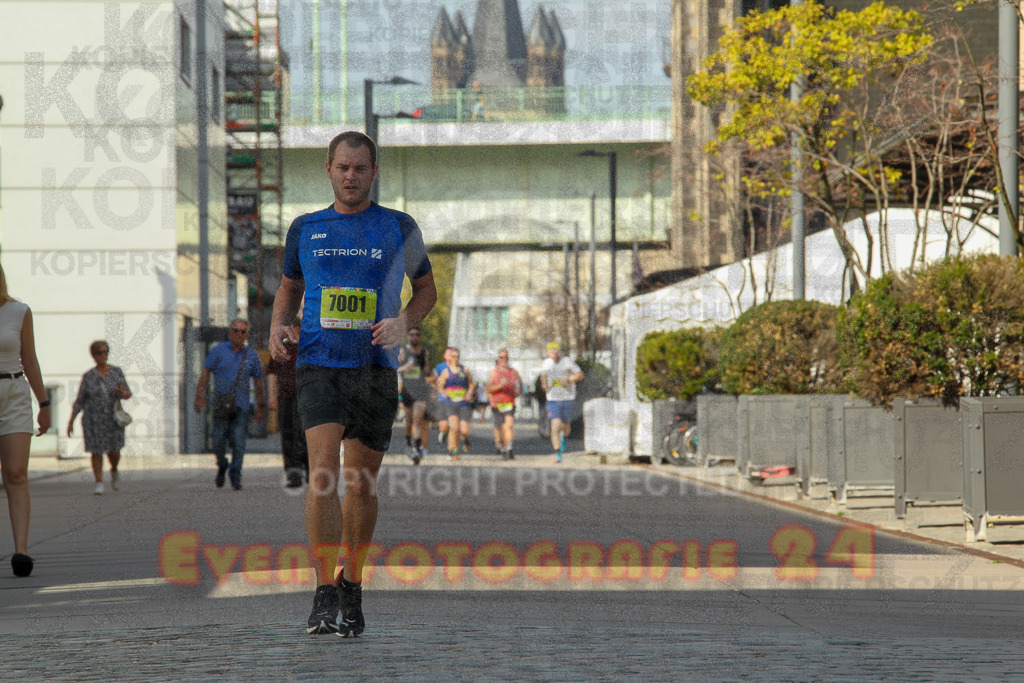 250920_1450_EV4_7268 | Sportfotografie im Rhein-Sieg Kreis, Köln, Bonn, NRW, Rheinland Pfalz, Hessen, etc. Unser Tätigkeitsfeld umfasst den Laufsport vom Volkslauf über den Marathon, Duathlon, Triathon bis zum Ultralauf wie Kölnpfad Ultra oder Schindertrail.