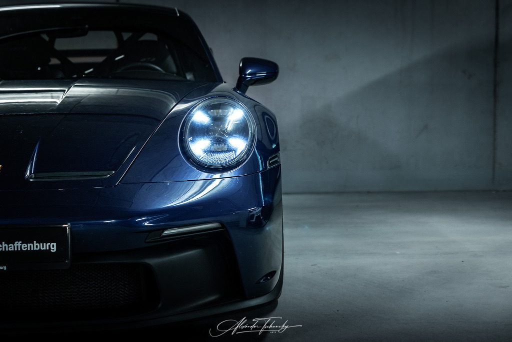 R6PZ3636 _Alexander Tschuncky | Entdecken Sie die faszinierende Welt von Alexander Tschuncky Arts: Kreative Fotografie, atemberaubende Automobilkunst und hochwertiger Bilderdruck. Lassen Sie sich inspirieren! - Realisiert mit Pictrs.com