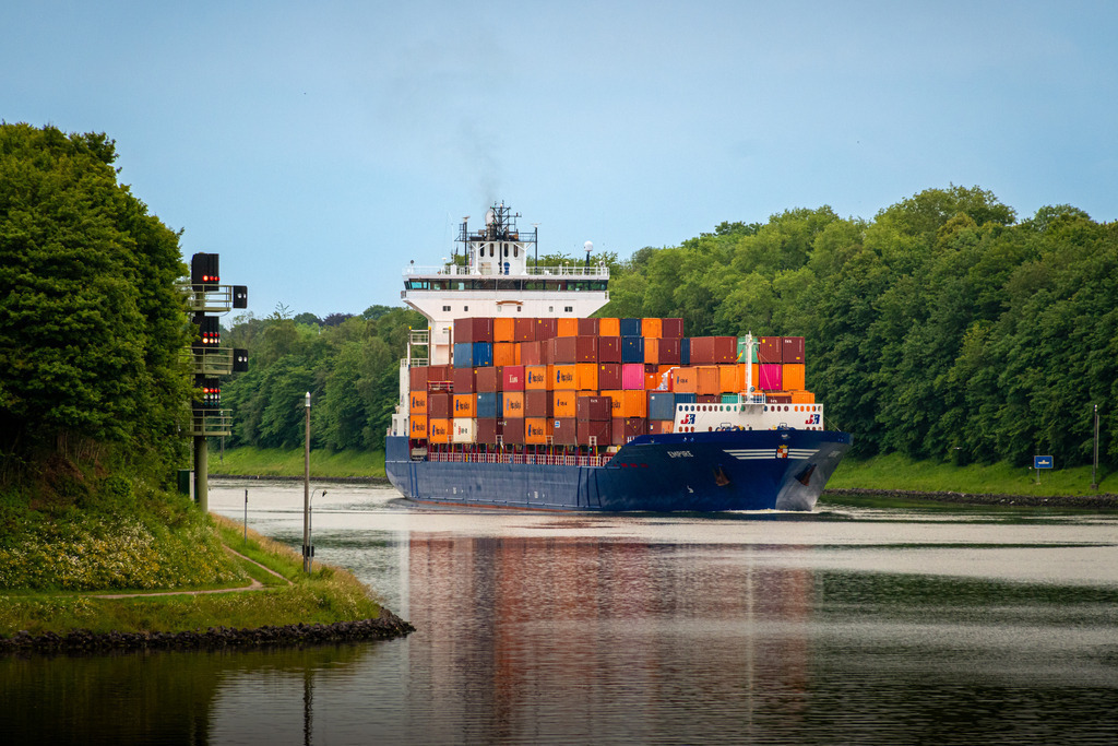 AAC_7656 | Entdecken Sie hochwertigen Fotodruck auf Leinwand, Acrylglas, Alu-Dibond und weiteren Materialien bei Fotodruck Online. Gestalten Sie individuelle Wandbilder in bester Qualität – ideal für besondere Erinnerungen und stilvolle Dekorationen. 