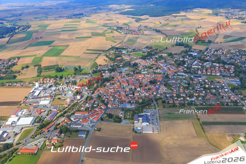 Luftbild von  Hofheim-in-unterfranken - Luftaufnahme wurde 2016 von https://frankenair.de mittels Flugzeug (keine Drohne) erstellt - die Geschenkidee
