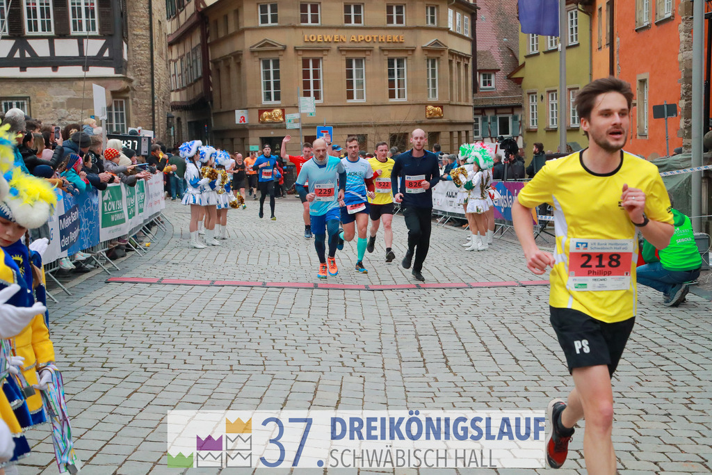 VR Bank Hauptlauf 10000m | 3 Koenigslauf 2023 - Realisiert mit Pictrs.com