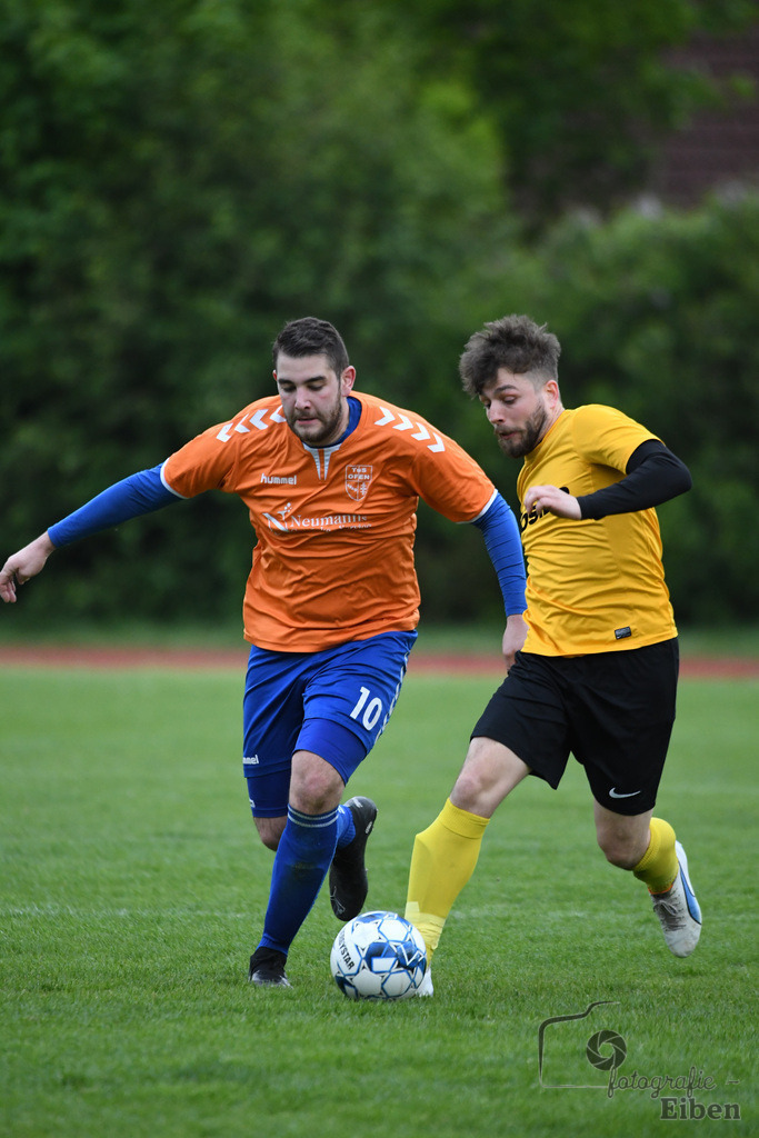 TuS Ofen-FC Ohmstede | Herren Kreispokal Halbfinale; TuS Ofen (orange)-FC Ohmstede (gelb) am 17.05.2023; in Ofen (Sportanlage Ofen), Photo: Philip Eiben 2023 - Realisiert mit Pictrs.com