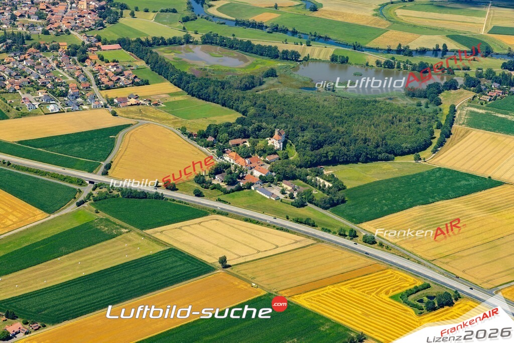 Die Luftaufnahme Thierlstein - Cham wurde 2022 vom Flugzeug aus (keine Drohne) erstellt. Hohe Auflösung -für große Poster und Wandbilder geeignet - Garantiert!