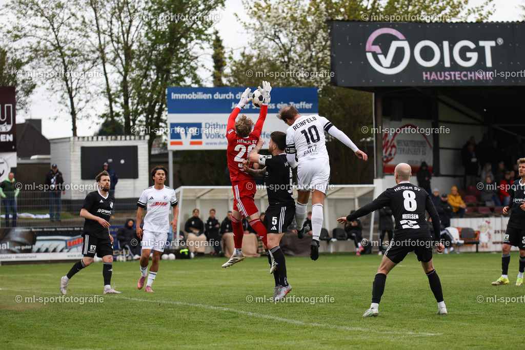 Fußball I Herren I Saison 2025/2026 I Oberliga Schleswig-Holstein I 27. Spieltag I Heider SV - SV Preußen 09 Reinfeld | ml-sportfotografie - Realisiert mit Pictrs.com