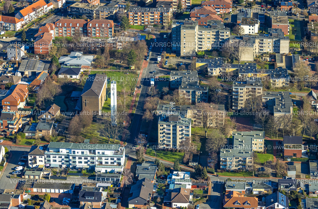 Werne230203171 | Luftbild, Kath. Kirche St. Johannes, Hochhaus Wohnsiedlung Holtkamp und Beckingshof, Werne, Ruhrgebiet, Nordrhein-Westfalen, Deutschland