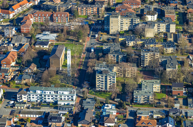 Werne230203171 | Luftbild, Kath. Kirche St. Johannes, Hochhaus Wohnsiedlung Holtkamp und Beckingshof, Werne, Ruhrgebiet, Nordrhein-Westfalen, Deutschland