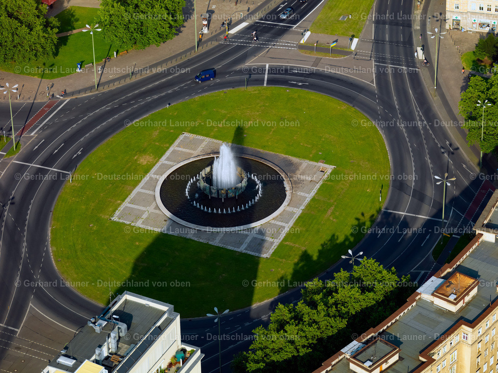 2790403 | Kreisverkehr  Strausbergerplatz, Berlin