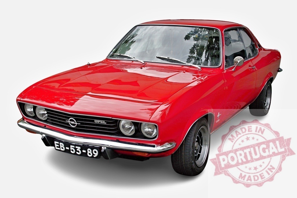 Red Opel Manta A posing in studio with white background | Classic Opel Manta A car manufactured by Opel in red color posing in studio with white background - Realisiert mit Pictrs.com