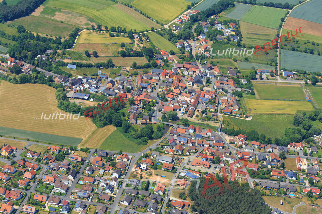 Luftbild von Roebersdorf Hirschaid - Luftaufnahme wurde 2015 von https://frankenair.de mittels Flugzeug (keine Drohne) erstellt - die Geschenkidee