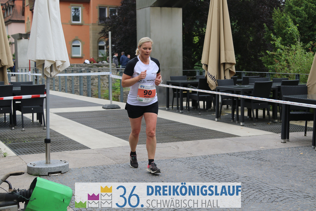 VR Bank Hauptlauf 10km | 3königslauf 2022 VR Bank Hauptlauf - Realisiert mit Pictrs.com