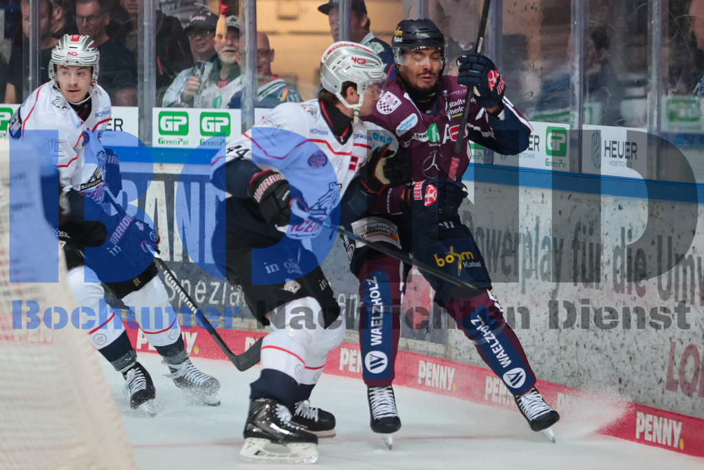 SES_ISENUR20250919-12 | bond - Realisiert mit Pictrs.com