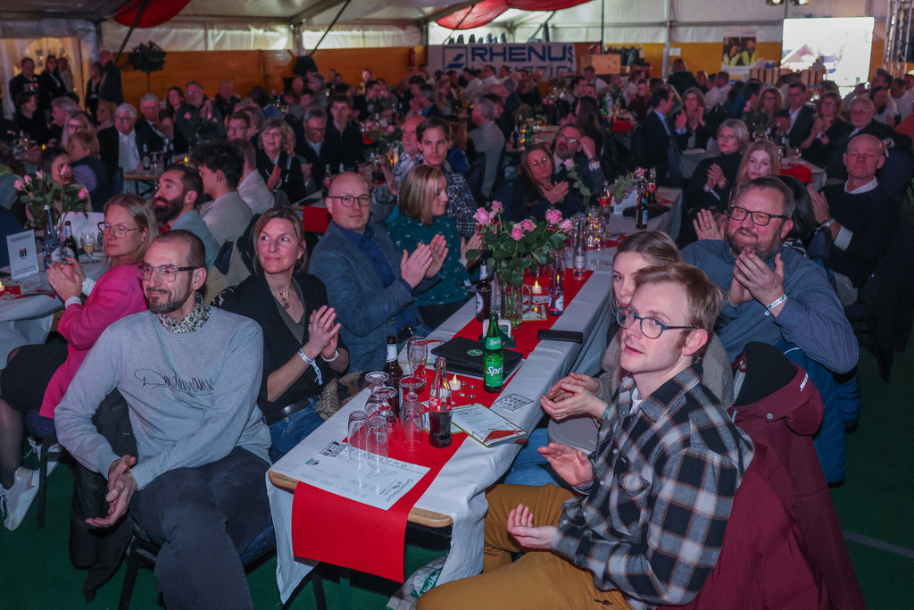 top-top.de250214-174 | Die 3. Weseler SportNacht, die große Sportgala mit Ehrungen der Weseler Sportler des Jahres 2024 findet am Freitag, den 14.02.2025 im Festzelt an der Rheinpromenade statt.Foto: Erwin Pottgiesser