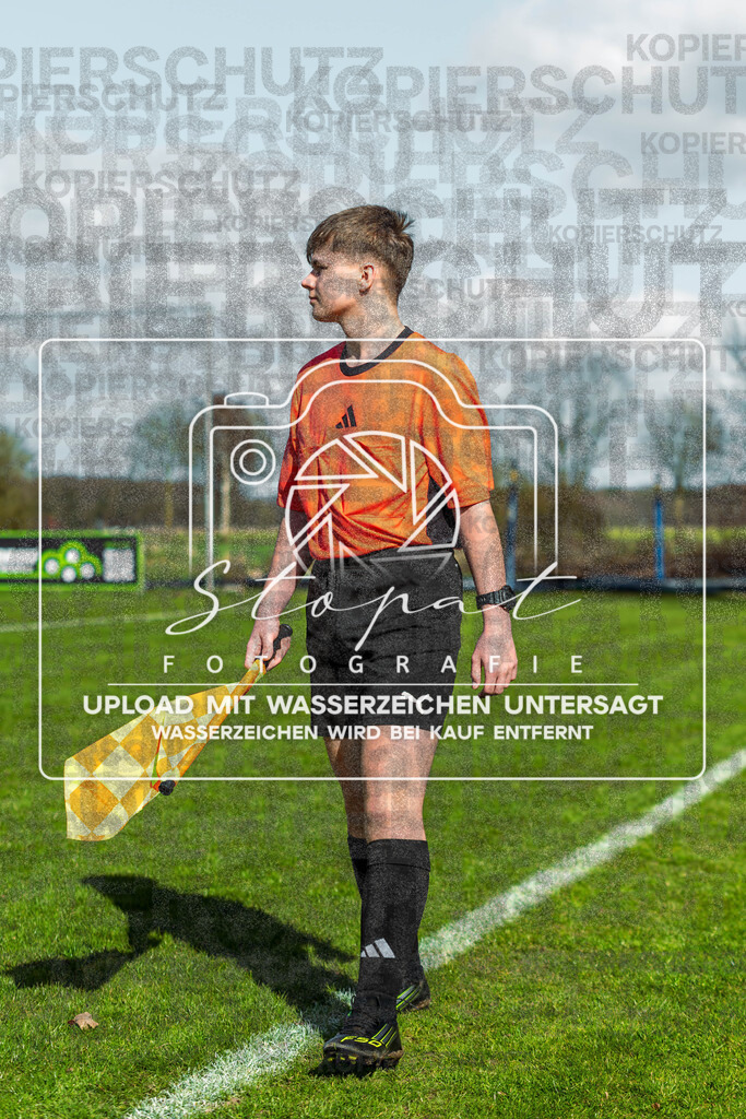 FGFS-SGA-1032 | Justin Brandt (Schiedsrichter) beim Herren Kreisliga HK Spiel zwischen FG Fulde-Stellichte und SG Allertal im Fulder Zentralstadion, Fulde (Simon Paul Stopat) - Realisiert mit Pictrs.com