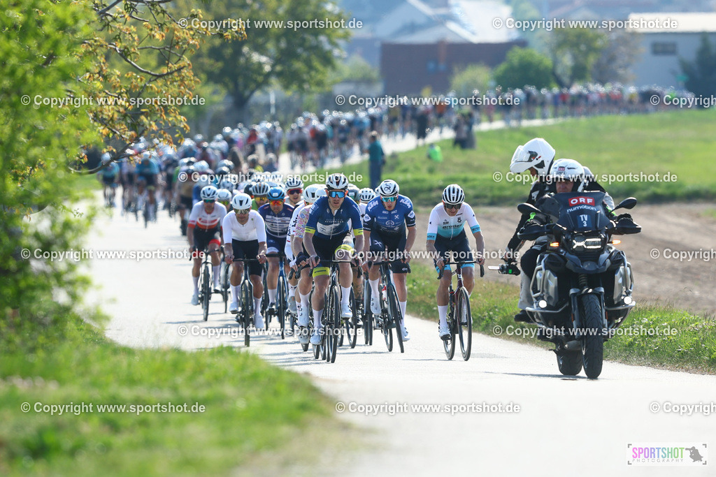139_TRA55276 | Neusiedlersee Radmarathon 2026@sportshot_your_pictrs #yourpictures#roadtowm2029 #nrm #neusiedlerseeradmarathon #neusiedlersee #neusiedlerseetourismus #burgenland #mörbisch #nrm26 #burgenlandtourismus #voglundco #poweredbyburgenlandtourismus #radsport #rad #marathon #ucigranfondo #visitburgenland #ucigranfondoworldseries