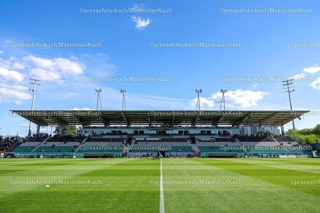 SCP09052501004 | 09.05.2025, Fußball, Preußen Münster - Hertha BSC, 2. Fußball Bundesliga, 33. Spieltag, Preußenstadion, Saison 2024 2025: Feature Innenansicht Stadion Tribüne Sportstätte Fußballplatz SymbolbildDFB regulations prohibit any use of photographs as image sequences and or quasi-video.