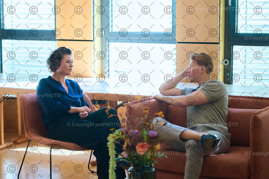 203_202509_EmployerBranding_NZ6_9945 | proPHOTO - Realisiert mit Pictrs.com