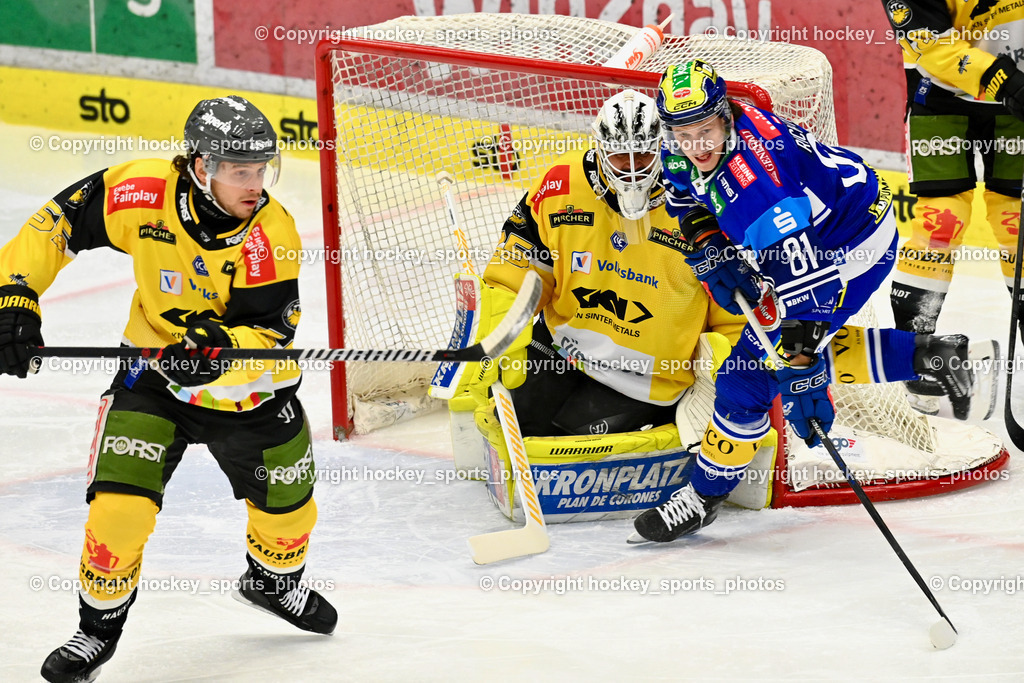EC IDM Wärmepumpen VSV vs. HC Pustertal | #55 Zanatta Luca HC PUSTERTAL, #25 Bernard Andreas HC PUSTERTAL, #81 RICHTER Marco EC VSV, EC IDM Wärmepumpen VSV vs. HC Pustertal, EC IDM Wärmepumpen VSV vs. HC Pustertal am 15.11.2024 in Villach (Stadthalle Villach), Austria, (Photo by Bernd Stefan)