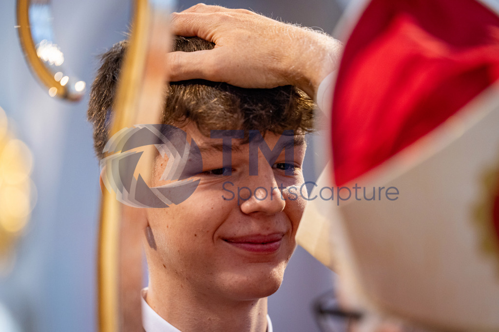 Trainproduction-20240519-1 | Firmung Klagenfurt-Dom 19.05.2024 10:30 Uhr