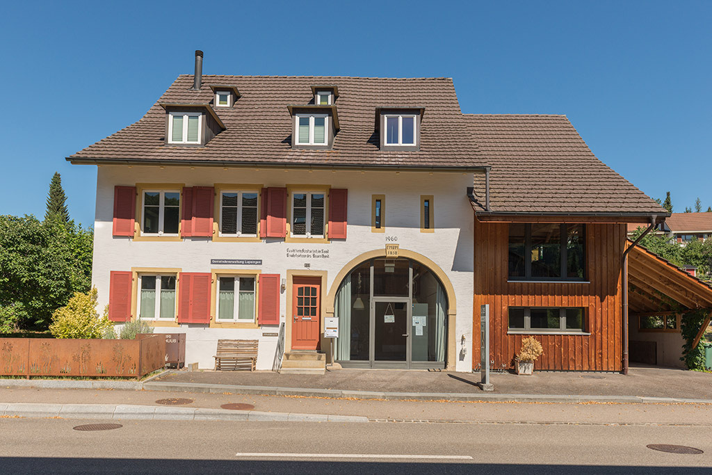 Pfarrhaus | in Lupsingen, Baselland, Schweiz - Realisiert mit Pictrs.com