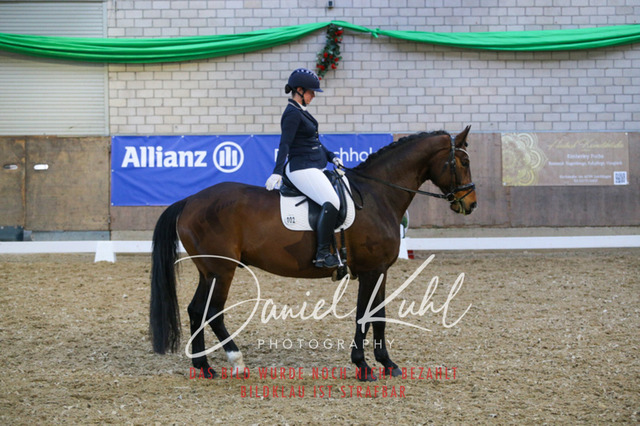IMG_2732 | Turnierfotos kaufen im Webshop von Daniel Kuhl Photography – entdecke professionelle Reitsportfotos aus Turnieren & Events. Hochwertige Turnierbilder online bestellen & sichern. Jetzt Fotos von Reitsportturnieren kaufen!