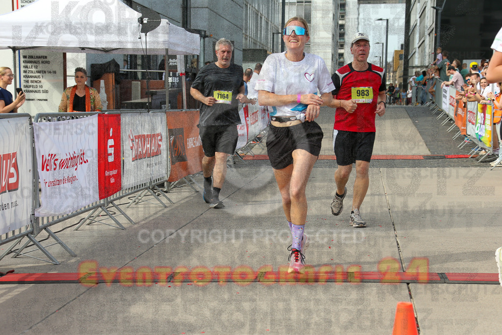 250920_1512_EX1_8541 | Sportfotografie im Rhein-Sieg Kreis, Köln, Bonn, NRW, Rheinland Pfalz, Hessen, etc. Unser Tätigkeitsfeld umfasst den Laufsport vom Volkslauf über den Marathon, Duathlon, Triathon bis zum Ultralauf wie Kölnpfad Ultra oder Schindertrail.