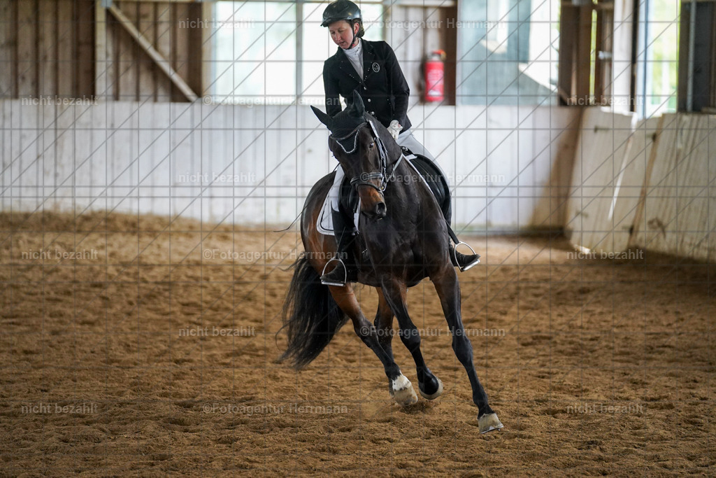 20230518-FAH04602 | Frühjahrsturnier, Landsberg am Lech, 2023, Reitclub Landsberg, Turnierbilder, Fotos Turnier Landsberg, Fotoagentur Herrmann, Turnierfotografen Bayern, Reitsport Fotograf, Pferde Fotograf