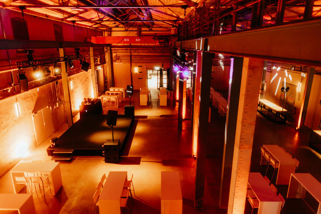 057A5892 | thismomentpictures - Realisiert mit Pictrs.com