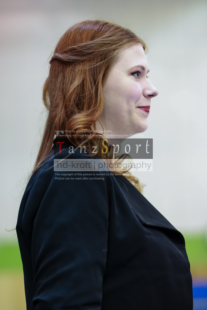 20260307_Solo-Forma_BL2_Nbg09111 | Tanzsportbilder, Standardtanz, Lateintanz, WDSF, DTV, LTVB, dancecomp, goc, hessen tanzt, blaues band der spree, walzer, tango, wiener walzer, slowfox, quickstepp, samba, rumba, cha-cha-cha, paso doble. jive, hd-kroft photography, turniertanzsport