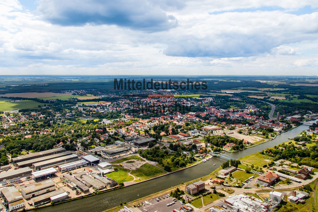 Genthin-7133 | Genthin und Kanal Industrie - Realisiert mit Pictrs.com