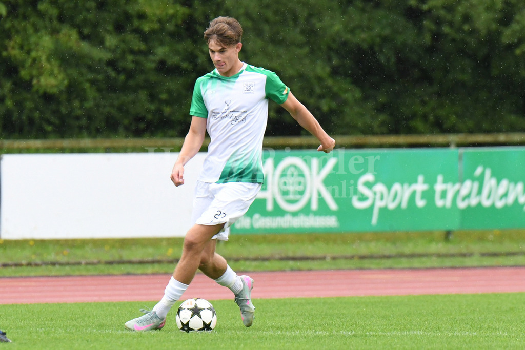 SpVgg GW Deggendorf : FC Obernzell-Erlau | Felix Rem (SpVgg GW Deggendorf #27) eigene Jugend - Realisiert mit Pictrs.com