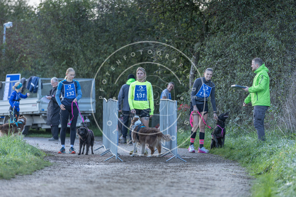Pfotenfotografie.de_DV3A2855 | Hundefotografie, Tierfotograf, Pfotenfotografie, Fotoshooting Hund, Hunde Portrait, Hundesport, Hundeportraits, Heideshooting, Hunde, Sportfotograf, Hundefotograf, Turnierhundsport, THS, canicross - Realisiert mit Pictrs.com