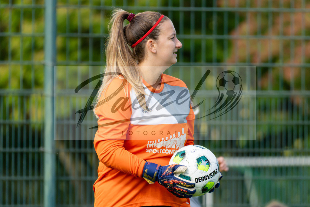 20260906_RULSVK_0276 | Fußball, Frauen:   beim Spiel der Kreisliga zwischen SG Rulle/Haste vs. SV Kettenkamp am 06.09.2026 im Stavermann-Sportpark in Rulle/Wallenhorst, Deutschland.(Foto von Nico Paetzel) - Realisiert mit Pictrs.com