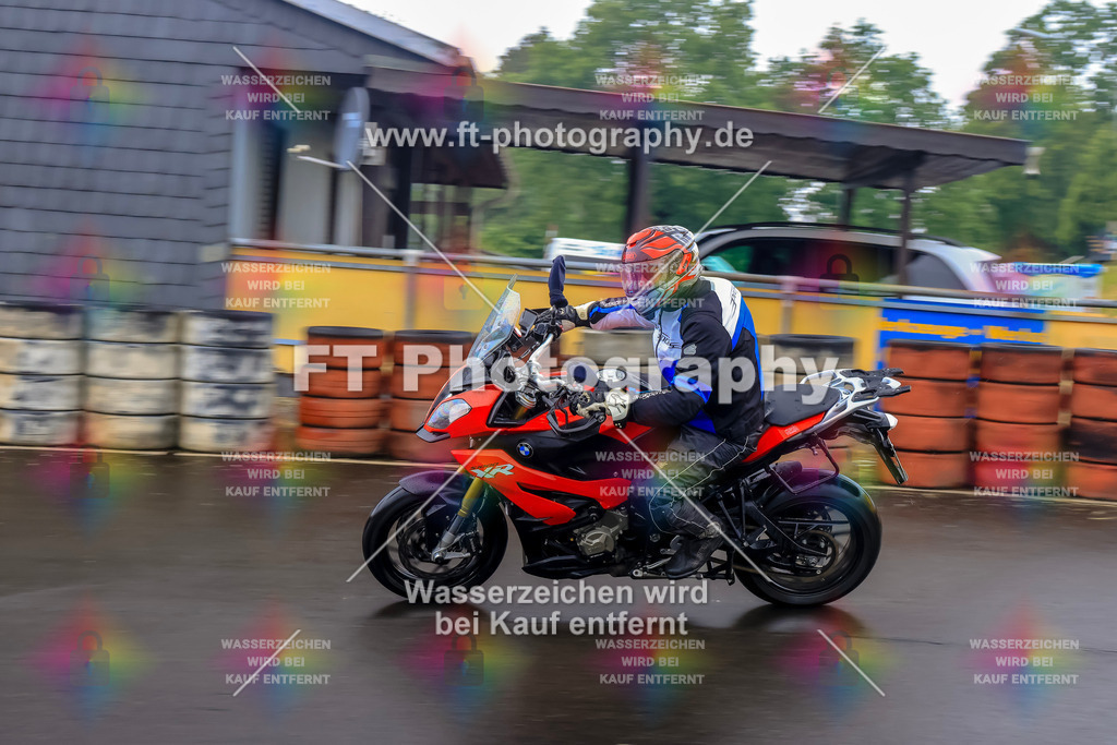 OBK-6069 | Hier findet Ihr Bilder von Touristenfahrten auf der Nürburgring Nordschleife oder von anderen Veranstaltungen die ich besucht habe. Viel Spass beim Durch Schauen 