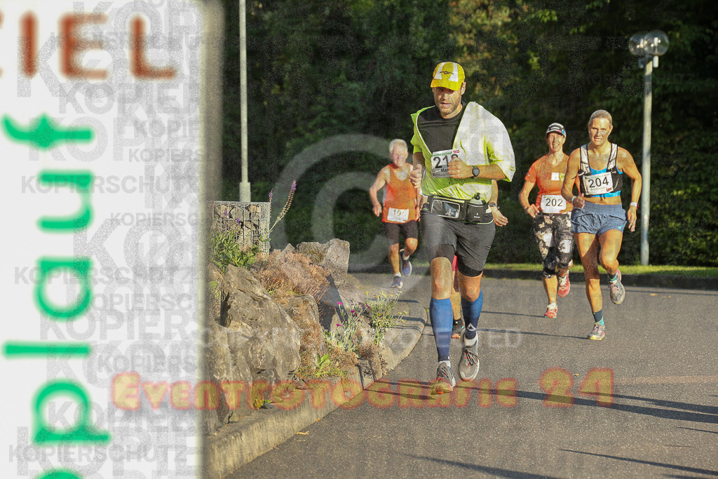 250801_1928_EX1_8030 | Sportfotografie im Rhein-Sieg Kreis, Köln, Bonn, NRW, Rheinland Pfalz, Hessen, etc. Unser Tätigkeitsfeld umfasst den Laufsport vom Volkslauf über den Marathon, Duathlon, Triathon bis zum Ultralauf wie Kölnpfad Ultra oder Schindertrail.