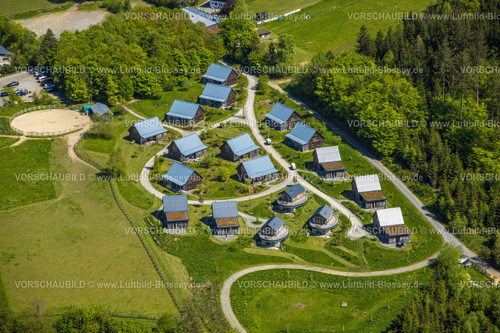 Schmallenberg230506396 | Luftbild, Bergdorf LiebesGrün, Ferienanlage mit Berghütten, Schmallenberg, Sauerland, Nordrhein-Westfalen, Deutschland