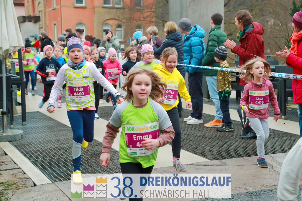 400m AOK Junior Cup | 3 Koenigslauf 2024 400m AOK Junior Cup - Realisiert mit Pictrs.com