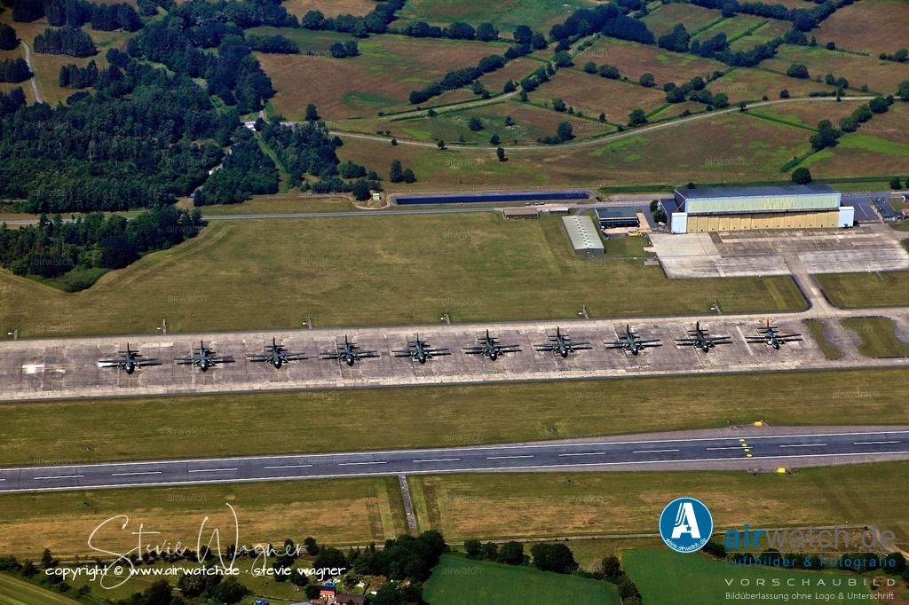 fliegerhorst-hohn-airwatch-wagner_MG_0888 | Entdecken Sie atemberaubende Luftbilder und Fotografien auf airwatch.de - Tauchen Sie ein in eine Welt voller faszinierender Aufnahmen aus der Vogelperspektive.
