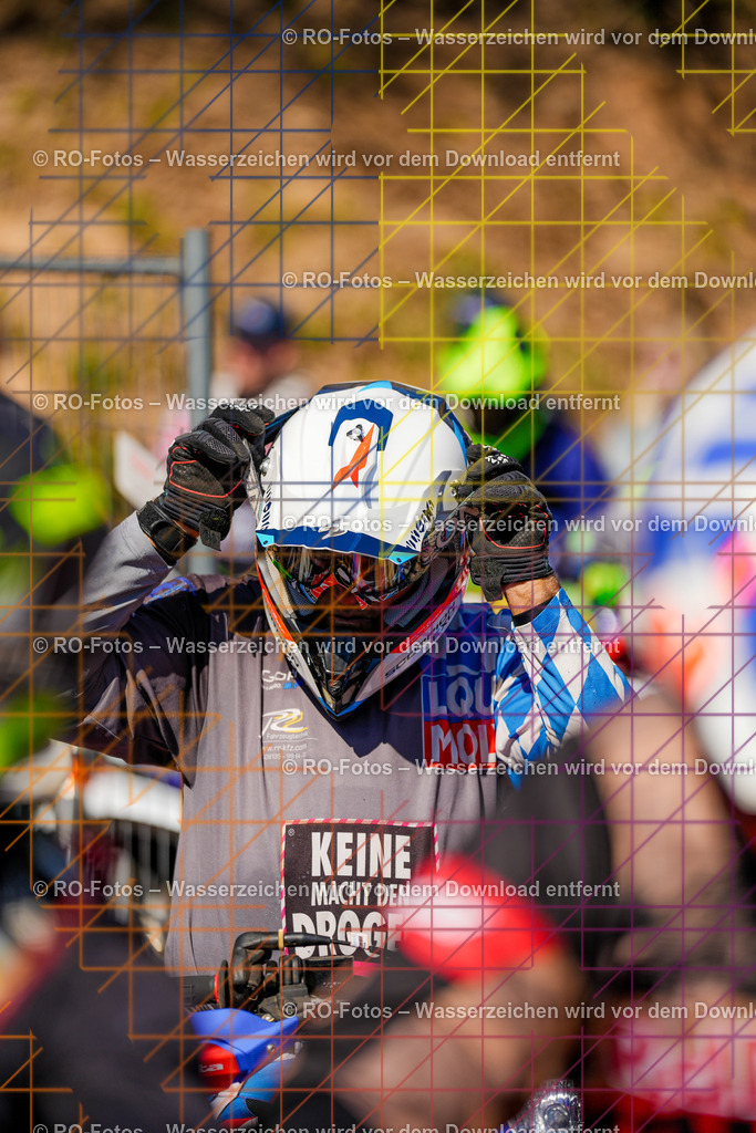 3 Lauf Mernes-97 | Sportfotografie von RO-Fotos: Motorsport, Motocross, Enduro, Laufveranstaltungen und Triathlon. Professionelle Fotos von Sportlern und Events. - Realisiert mit Pictrs.com