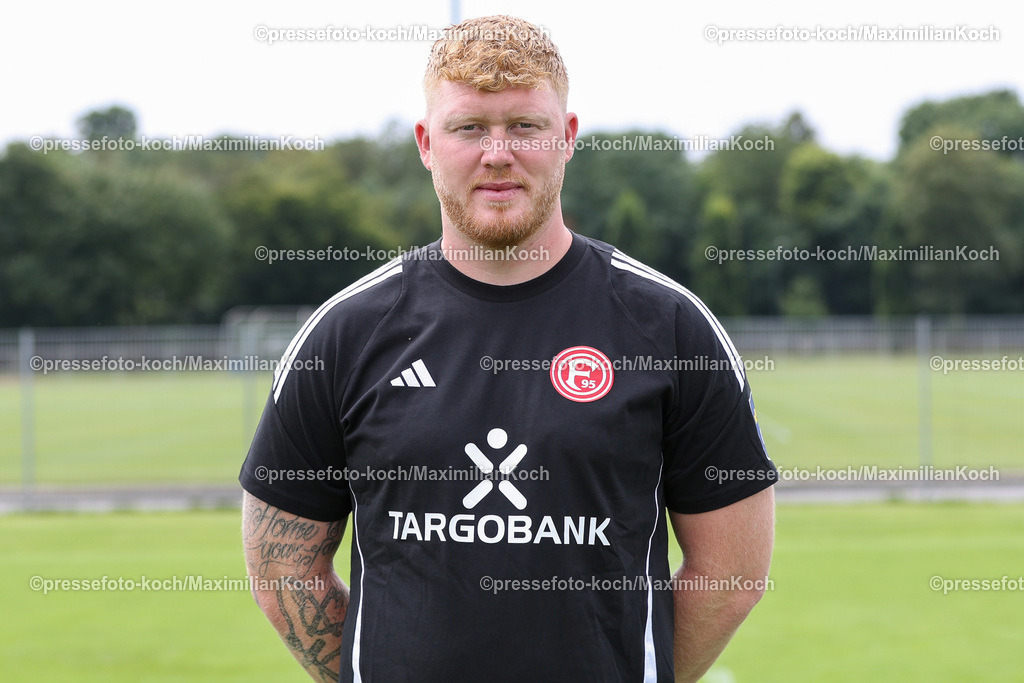 Due2BL25072401020 | Zeugwart Tom Wirtz ; Fortuna Düsseldorf; 2. Bundesliga, Porträttermin 2024/2025