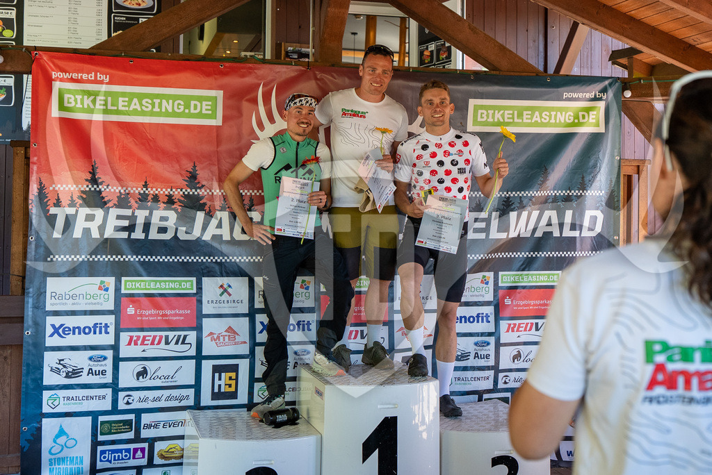 _DSC0088 | Fotogalerie der Treibjagd im Dunkelwald - Dein MTB Etappenrennen im Erzgebirge - Realisiert mit Pictrs.com