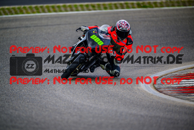 MaZZes_FotoMatrix_240910_6007705_5294 | GELB