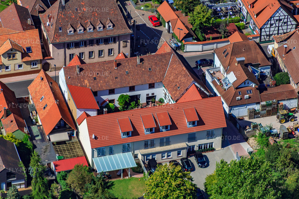 Luftbild: Hotel zum Rössel in Kandel im Bundesland Rheinland-Pfalz in Deutschland. Foto: IMG_20597.jpg vom 30.08.2009 durch Werner Riehm/FLY-FOTO.de