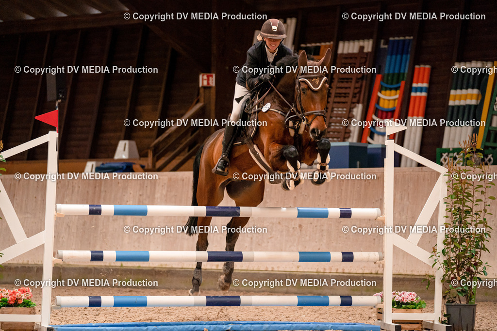 Springen Tag 1-515 | dv-media-shop - Realisiert mit Pictrs.com