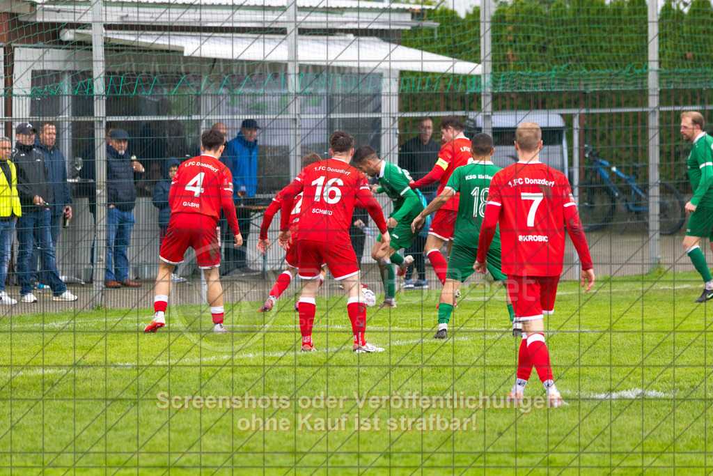 20261011_160845_0271_(c)_by_PhotoPeet | #,KSG Eislingen (grün) vs. 1.FC Donzdorf (rot), Fußball, Bezirksliga - Bezirk Neckar/Fils, 07. Spieltag, Saison 2026/2027, Rasensportplatz, Albstraße 69, 73054 Eislingen, 11.10.2026 - 15:00 Uhr,Foto: PhotoPeet / Sport- &amp; Eventfotografie / Peter Harich