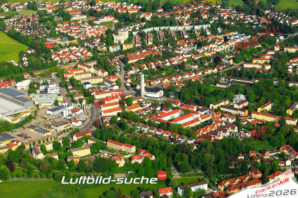 Die Luftaufnahme der Stadt Kempten Allgäu wurde vom UL-Flugzeug heraus erstellt ( keine Drohne )- hohe Auflösung für beste Qualität
