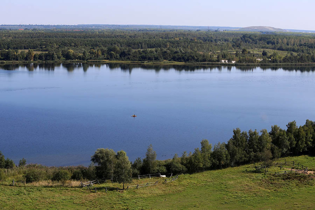 Foto: Leipzig - Cospudener See | Das Team hinter BILDLEXIKON LEIPZIG bündelt historische wie aktuelle Informationen über die Stadt Leipzig in Text und Bild auf einer Plattform und stellt diese der interessierten Öffentlichkeit zur Verfügung.