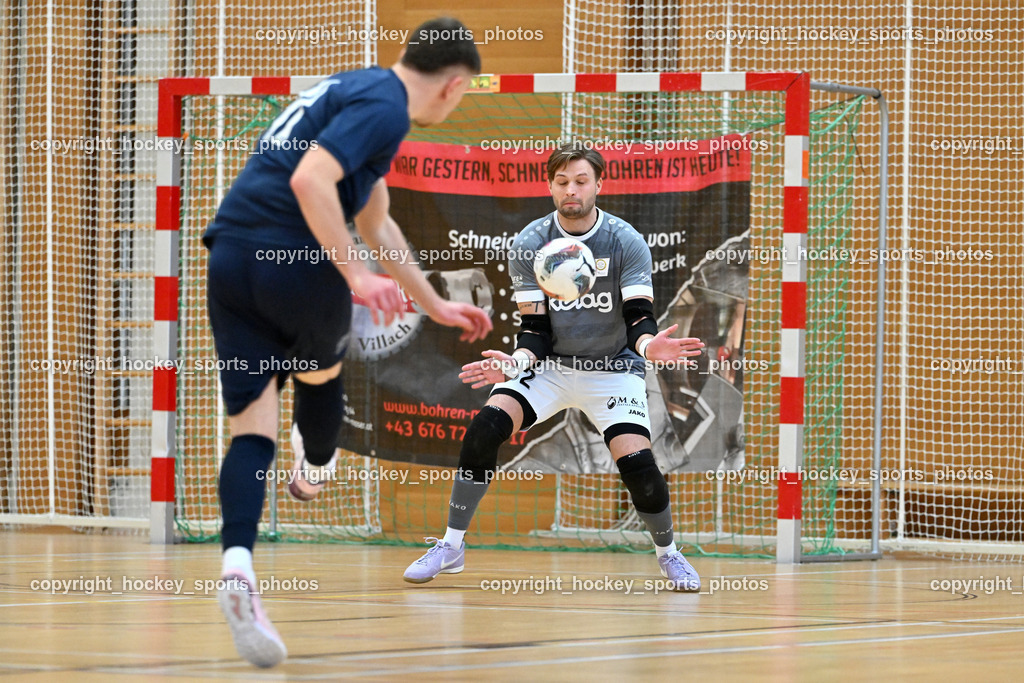 LPSV-Kärnten vs. FUTSAL versli.at Klagenfurt | #11 Armin Majanovic LPSV-Kärnten, #32 Mario Tomic versli.at Klagenfurt, LPSV-Kärnten vs. FUTSAL versli.at Klagenfurt, LPSV-Kärnten vs. FUTSAL versli.at Klagenfurt am 01.02.2026 in Villach (Ballspielhalle St. Martin), Austria, (Photo by Bernd Stefan)